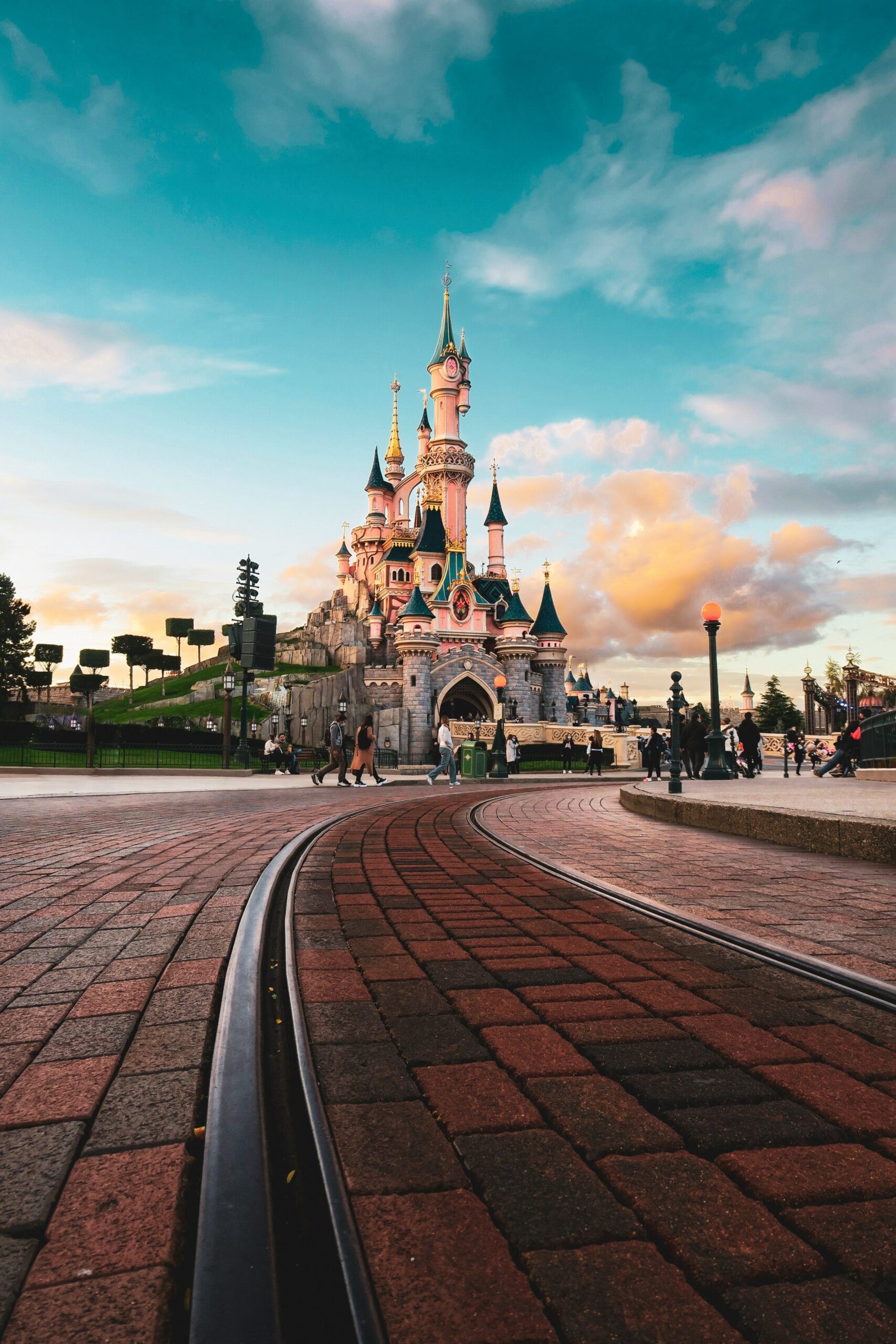 Disneyland Paris in Autumn: When to Visit and What’s On